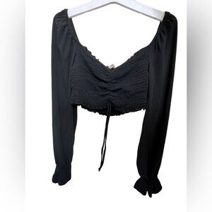 💙❤️ Crop top with puffed long sleeves